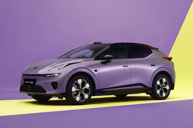 Кроссовер Lynk & Co Z20 сменил имя, преобразился снаружи и внутри и стал безопаснее