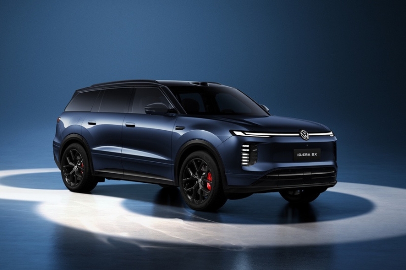 Кроссовер Volkswagen ID.Era 8X готовится к премьере: показан интерьер