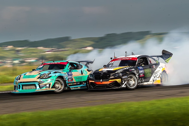 Владислав Попов выиграл этап RDS GP в Красноярске, Томми Кайли выбыл в ТОП-32