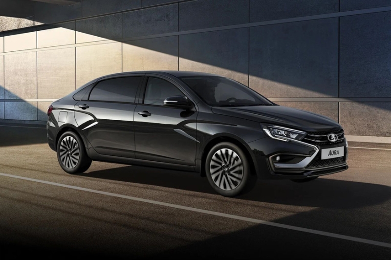 АВТОВАЗ объявил о старте продаж посвежевшего бизнес-седана Lada Aura