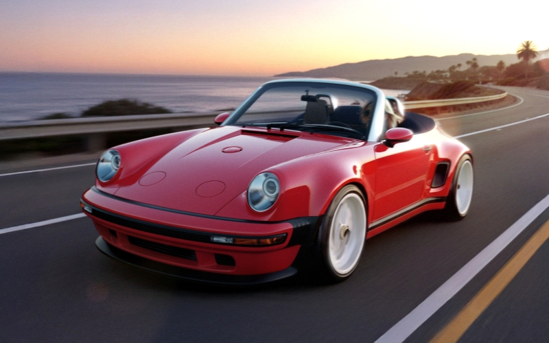 Рестомод Porsche 911 Carrera Cabriolet от Singer: убирающиеся фары и новый откидной верх