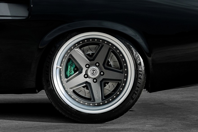 Тачка криминального босса: роскошный Ford Mustang Kingpin от Ringbrothers