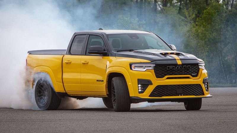 У пикапа Ram 1500 появилось семейство масл-траков Rumble Bee с моторами V8