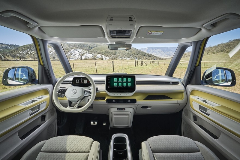 Volkswagen ID. Buzz стал ещё практичнее с новой перегородкой за вторым рядом сидений
