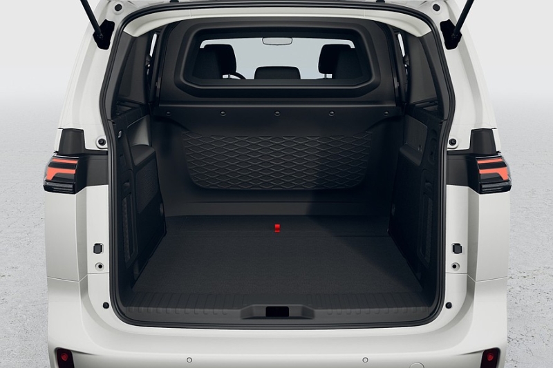 Volkswagen ID. Buzz стал ещё практичнее с новой перегородкой за вторым рядом сидений